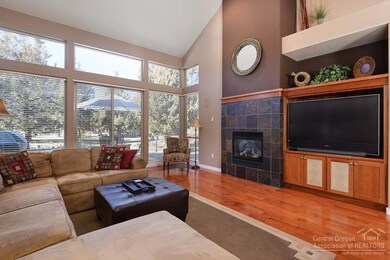 1314 Highland View Loop, Redmond, OR 97756 - photo 2