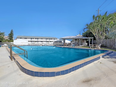 Gorgeous Pool w/ Bathrooms
