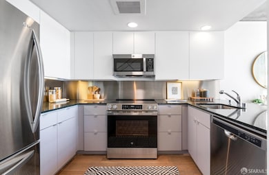 Hawthorne Place unit 909, San Francisco, CA 94107 - photo 3