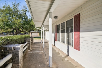 626 Kingston Dr, Irving, TX 75061 - photo 4