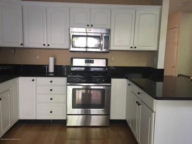 3 Berkshire Ct unit 1E, Manalapan, NJ 07726 - photo 3