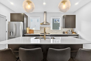 457 E Alice Way unit 102, Layton, UT 84041 - photo 6