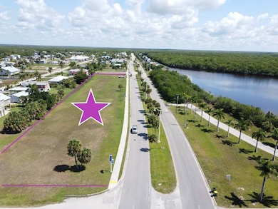 401 & 403 Collier Ave, Everglades City, FL 34139 - photo 2