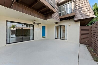 15233 W Pond Woods Dr unit 404, Tampa, FL 33618 - photo 6