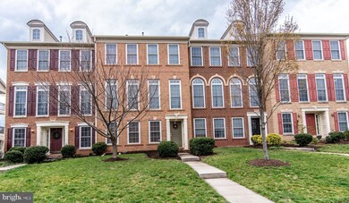 25785 Mews Terrace, Chantilly, VA 20152 - photo 4