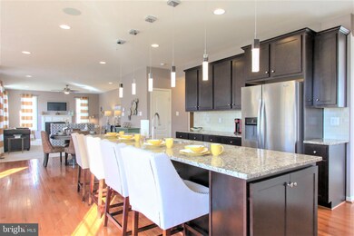 19000 Maple Valley Cir, Hagerstown, MD 21742 - photo 3