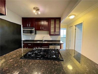 The Manhattan unit 10J, Kansas City, MO 64106 - photo 3