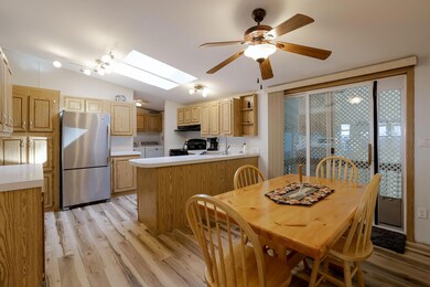 22-web-or-mls-61000 Brosterhous Road #53