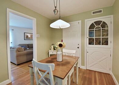 39 Saxon Rd, Worcester, MA 01602 - photo 3