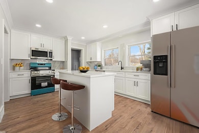 23558 Russell St, Southfield, MI 48075 - photo 5