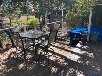 23590 Meadow Dr NE, Aurora, OR 97002 - photo 7