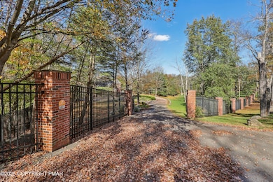 441 Hidden Lake Dr, East Stroudsburg, PA 18302 - photo 4