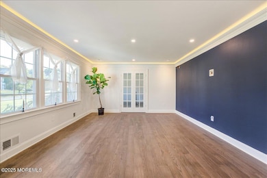 06-Family Room