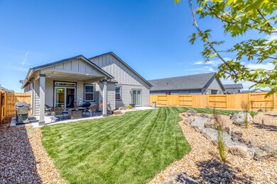 1622 NW Upas Place, Redmond, OR 97756 - photo 5