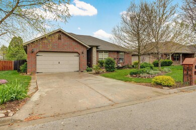 768 S Hackberry Ave-3