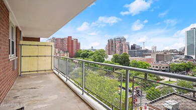 Bedford Towers Condominium unit 7P, Stamford, CT 06901 - photo 4