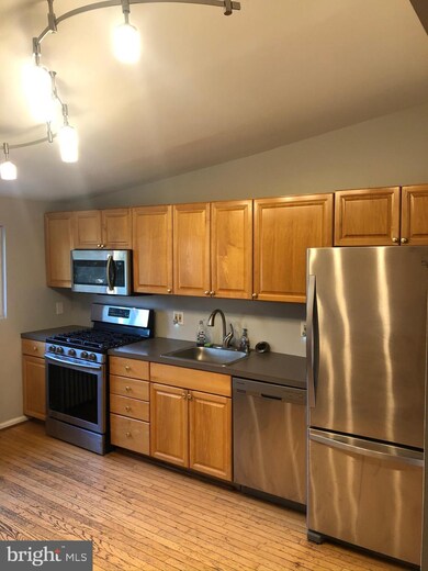403 Spring Mill Ave unit 1, Conshohocken, PA 19428 - photo 4