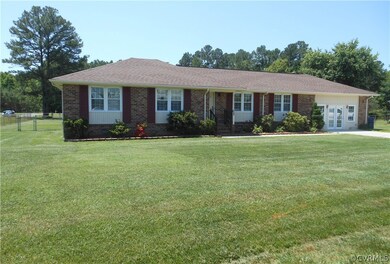2605 Maury Rd, Petersburg, VA 23805 - photo 4