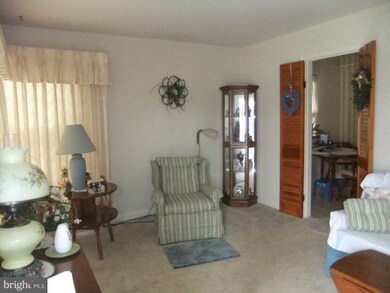 17529 Lincolnshire Rd, Hagerstown, MD 21740 - photo 6