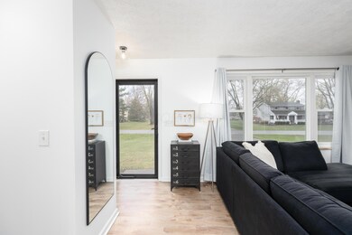 5992 Alice Dr, Westerville, OH 43081 - photo 2