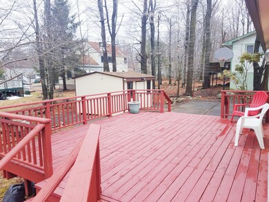 6326 Ventnor Dr, Tobyhanna, PA 18466 - photo 5