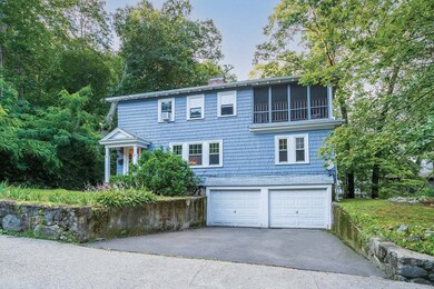 9 Craigie Terrace unit 11, Newtonville, MA 02460 - photo 2