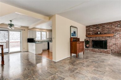 10502 W 70th St, Shawnee, KS 66203 - photo 7