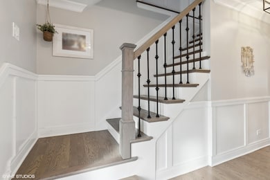 387 N Emroy Ave, Elmhurst, IL 60126 - photo 7