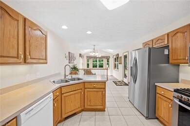 550 Abbe Rd, Sheffield Lake, OH 44054 - photo 6