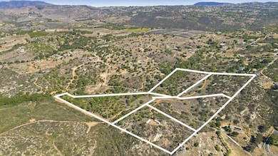 12121 Mira Grande Ln, Valley Center, CA 92082 - photo 6