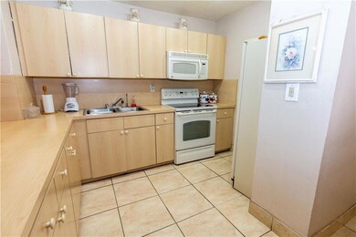 6070 W 18th Ave unit 304, Hialeah, FL 33012 - photo 7