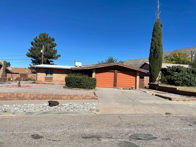 1838 Crescent Dr, Alamogordo, NM 88310 - photo 2