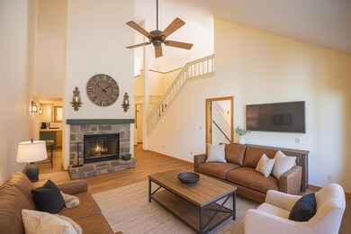 43 1st Ln unit 28, Wilmington, VT 05363 - photo 2