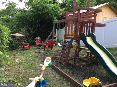 291 N Water St, Strasburg, VA 22657 - photo 6