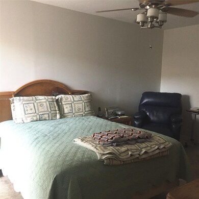 3553 Magellan Cir unit 316, Miami, FL 33180 - photo 7