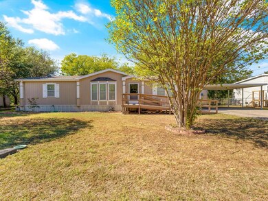 714 Sun Ct, Granbury, TX 76049 - photo 5