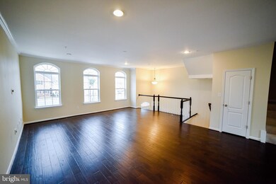 3125 Presidential Golf Dr, Upper Marlboro, MD 20774 - photo 5