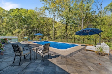 1320 Little Fudges Creek Rd, Barboursville, WV 25504 - photo 3