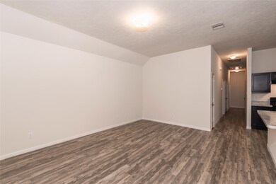 690 Fallow Ln, Alvin, TX 77511 - photo 5