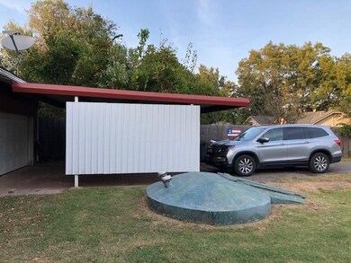 601 S Sooner Rd, Oklahoma City, OK 73110 - photo 2