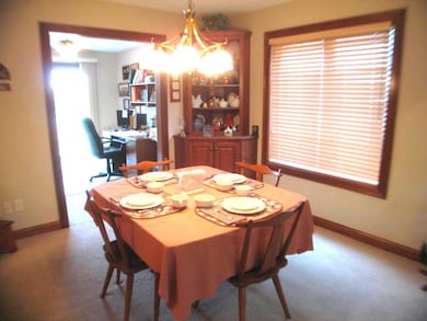 11806 Birch Ct, Leo, IN 46765 - photo 7