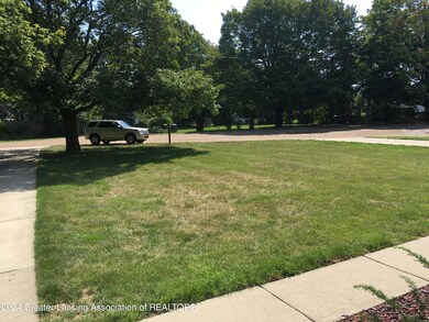 5310 Balzer St, Lansing, MI 48911 - photo 3