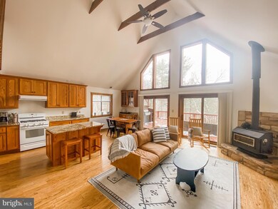 937 Greenview Dr, Basye, VA 22810 - photo 5