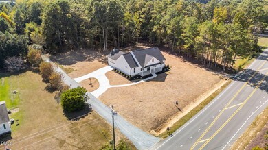 582 Harnett Central Rd, Fuquay-Varina, NC 27526 - photo 7