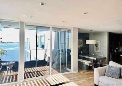 3850 Riviera Dr unit 3B, San Diego, CA 92109 - photo 2