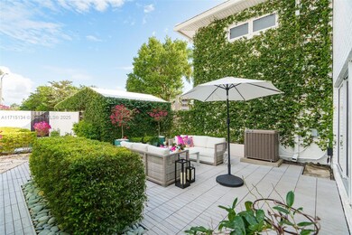 EXPANSIVE COURTYARD PERFECT FOR ENTERTAINING AND GRILLING
