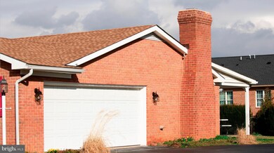 2003 Maplewood Dr, Hagerstown, MD 21740 - photo 3