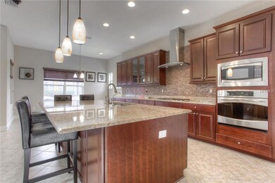 15511 Mossy Ridge Ln, Lithia, FL 33547 - photo 3