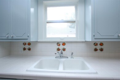 1127 Walling St, Houston, TX 77009 - photo 7