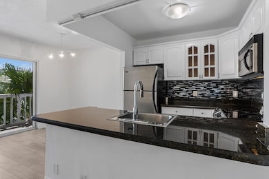 4201 S Ocean Blvd unit J4, Palm Beach, FL 33480 - photo 2